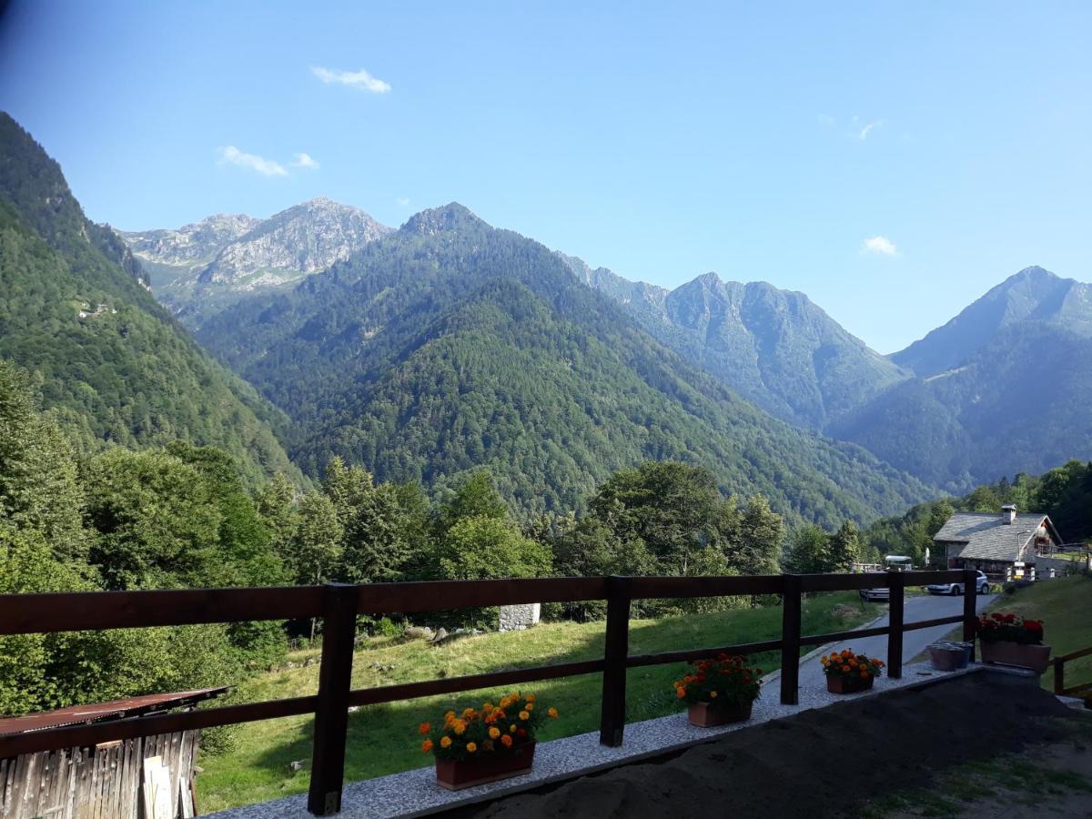 Casa All'Alpe Gaggetto B & B Anzino Exteriör bild
