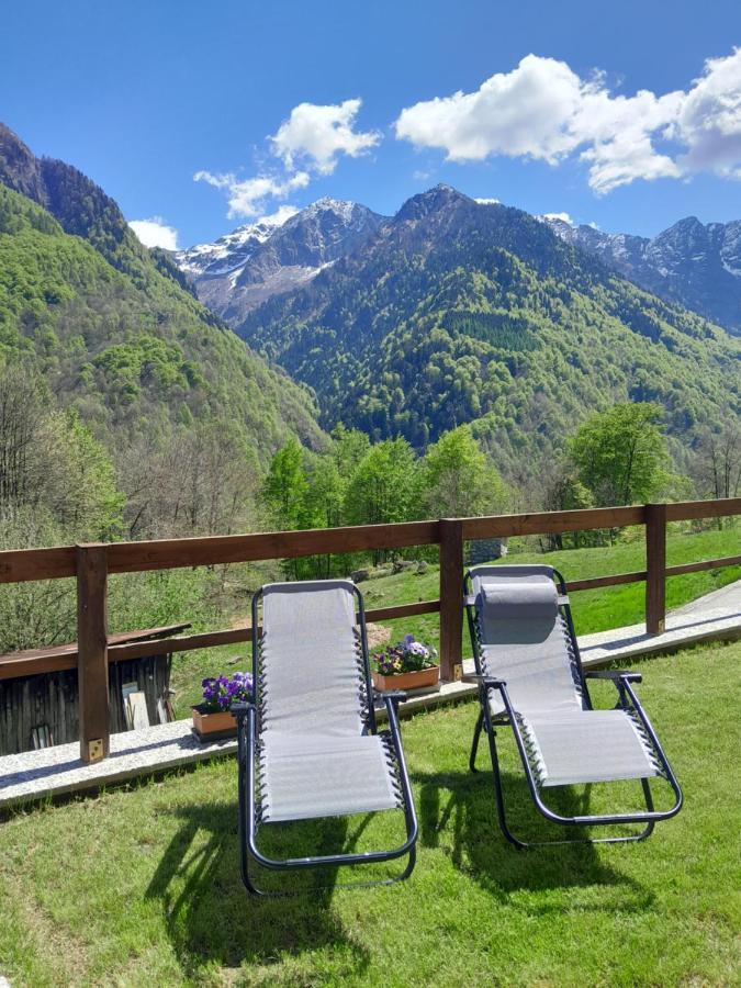 Casa All'Alpe Gaggetto B & B Anzino Exteriör bild