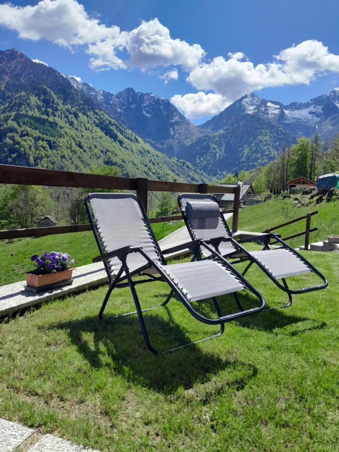 Casa All'Alpe Gaggetto B & B Anzino Exteriör bild