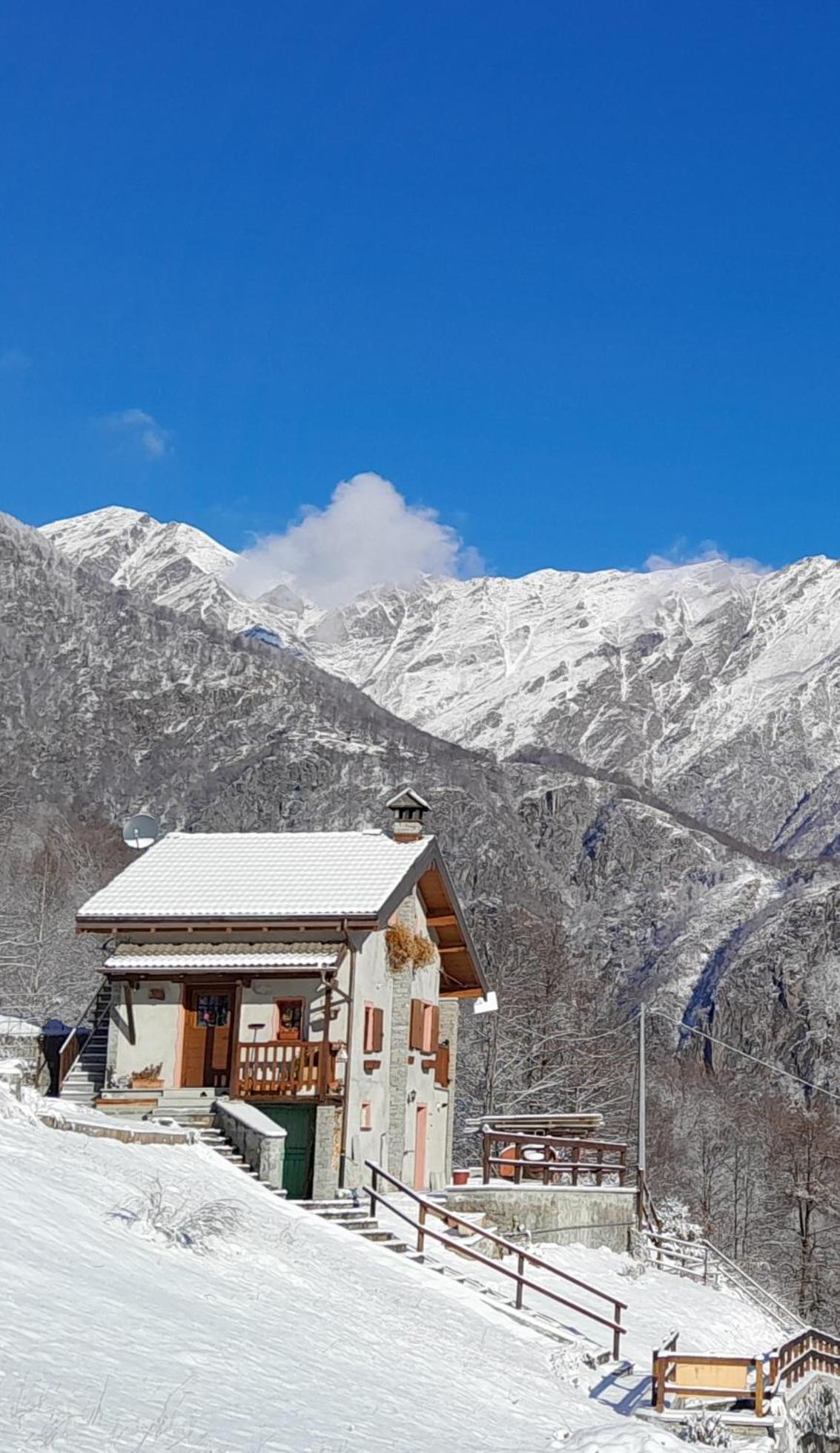 Casa All'Alpe Gaggetto B & B Anzino Exteriör bild