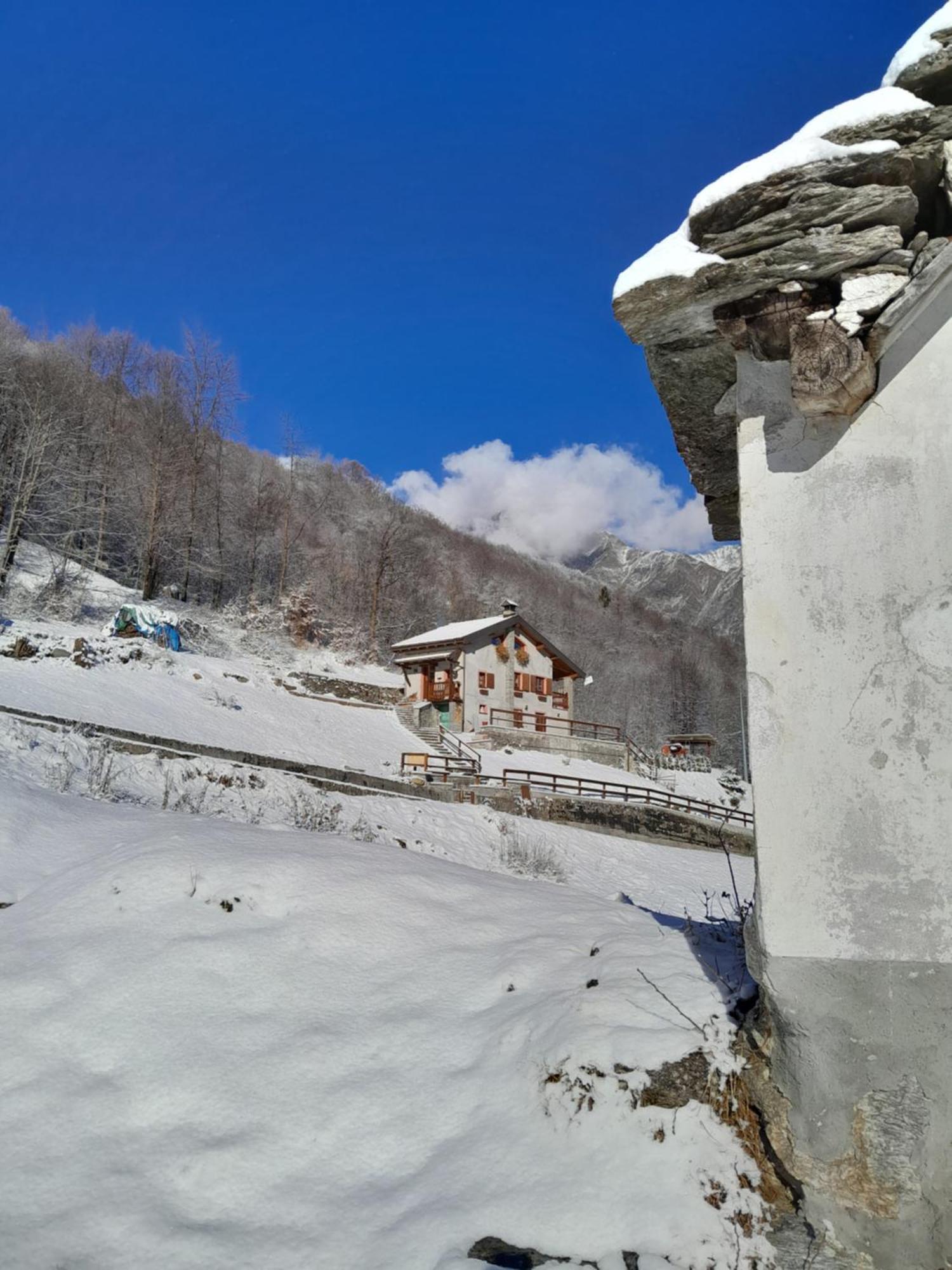 Casa All'Alpe Gaggetto B & B Anzino Exteriör bild